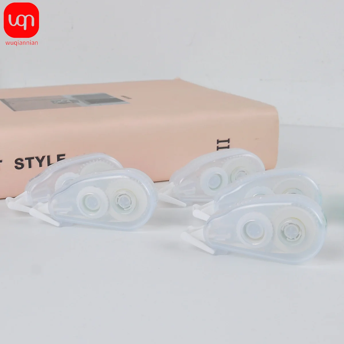 Putih keluar pita koreksi magnetik harian White-Out Set pita nyaman Roller Pp