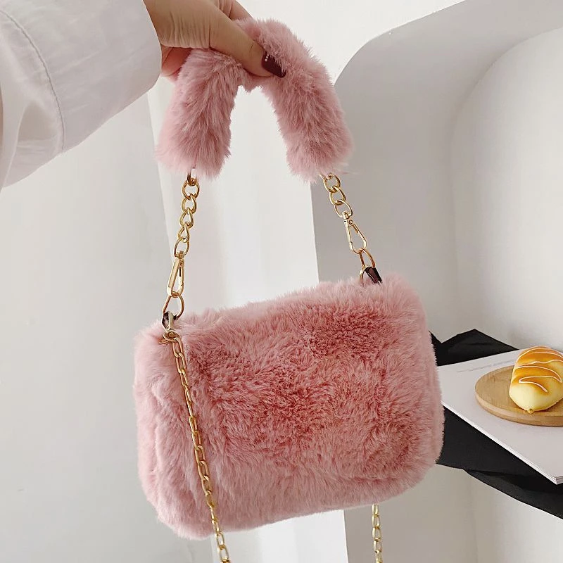 New Fashion Women Plush Tote Handbag Casual Fuzzy Crossbody Bag Versatile Fluffy Shoulder Bag Soft Cute Fall Winter Female Purse