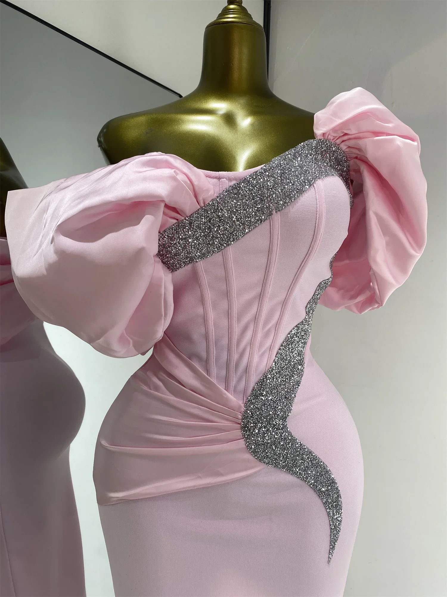 Pink Off Shoulder Satin Bandage Patchwork Evening Dress Silver Glitter Rhinestone Corset Formal Party Gown Guest Look Wholesale
