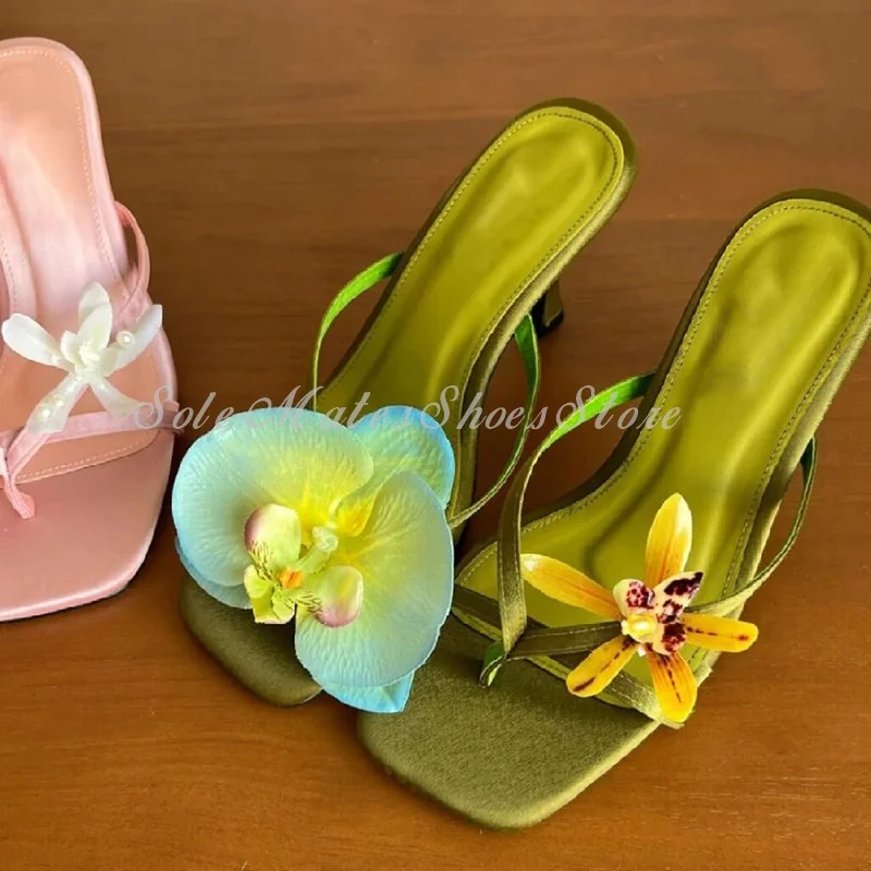 여름 광장 발가락 새틴 꽃 플립 플롭 수제 하이힐 핑크 꽃 샌들 여성 스틸레토 하프 슬립 드레스 신발 야외