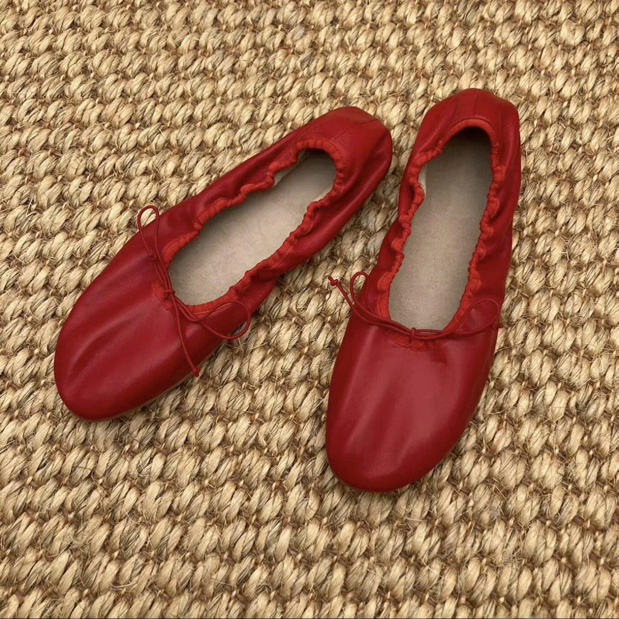 

Handmade Soft Leather Ballet Flat Shoes round Toe Thin Bottom Grandmother Shoes Knot Cozy Warm Winter Socks for Men...