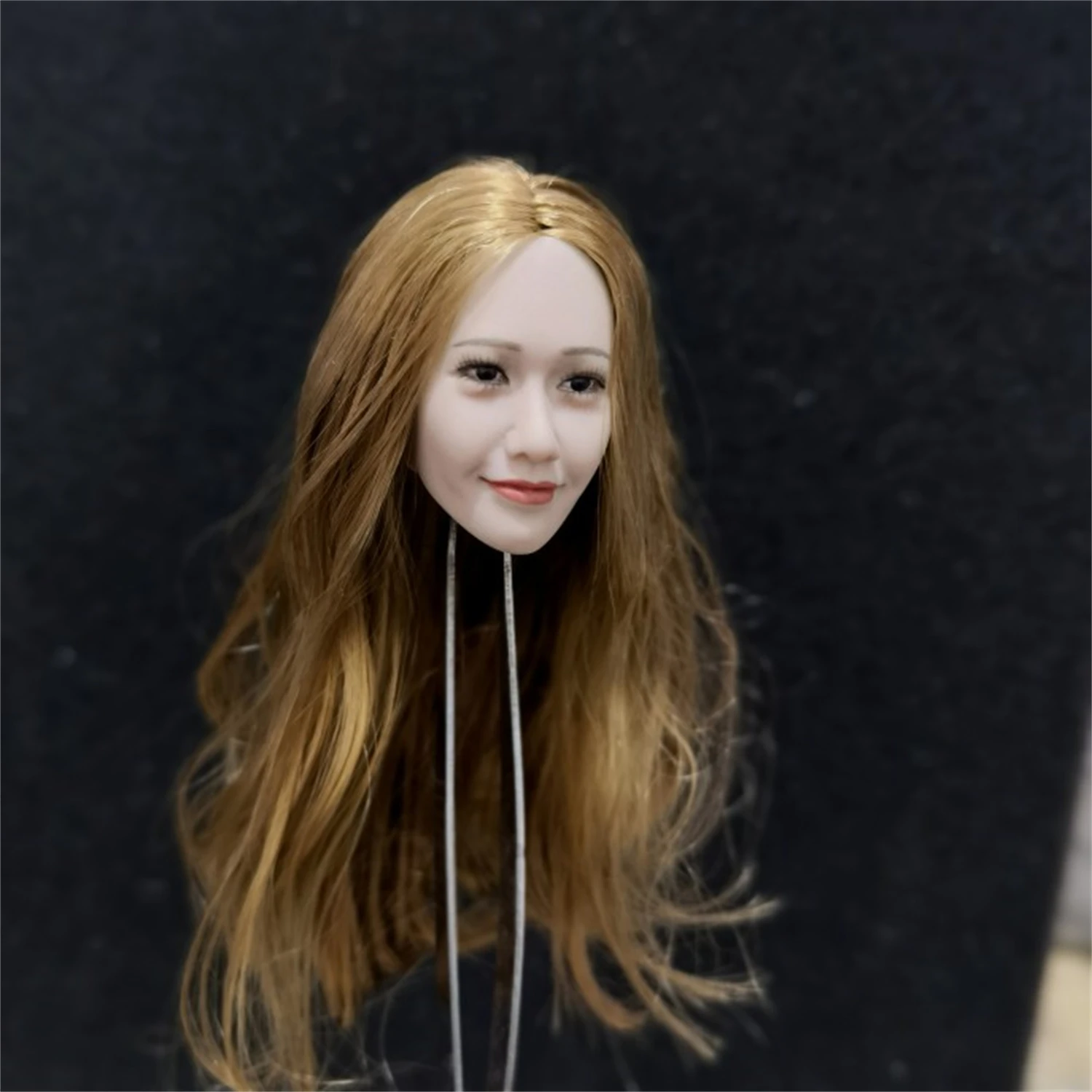 1/6 South Korea Yoona Lim Yoon A Head Sculpt Golden Hair Fit for 12'' Pale Phicen Action Figure