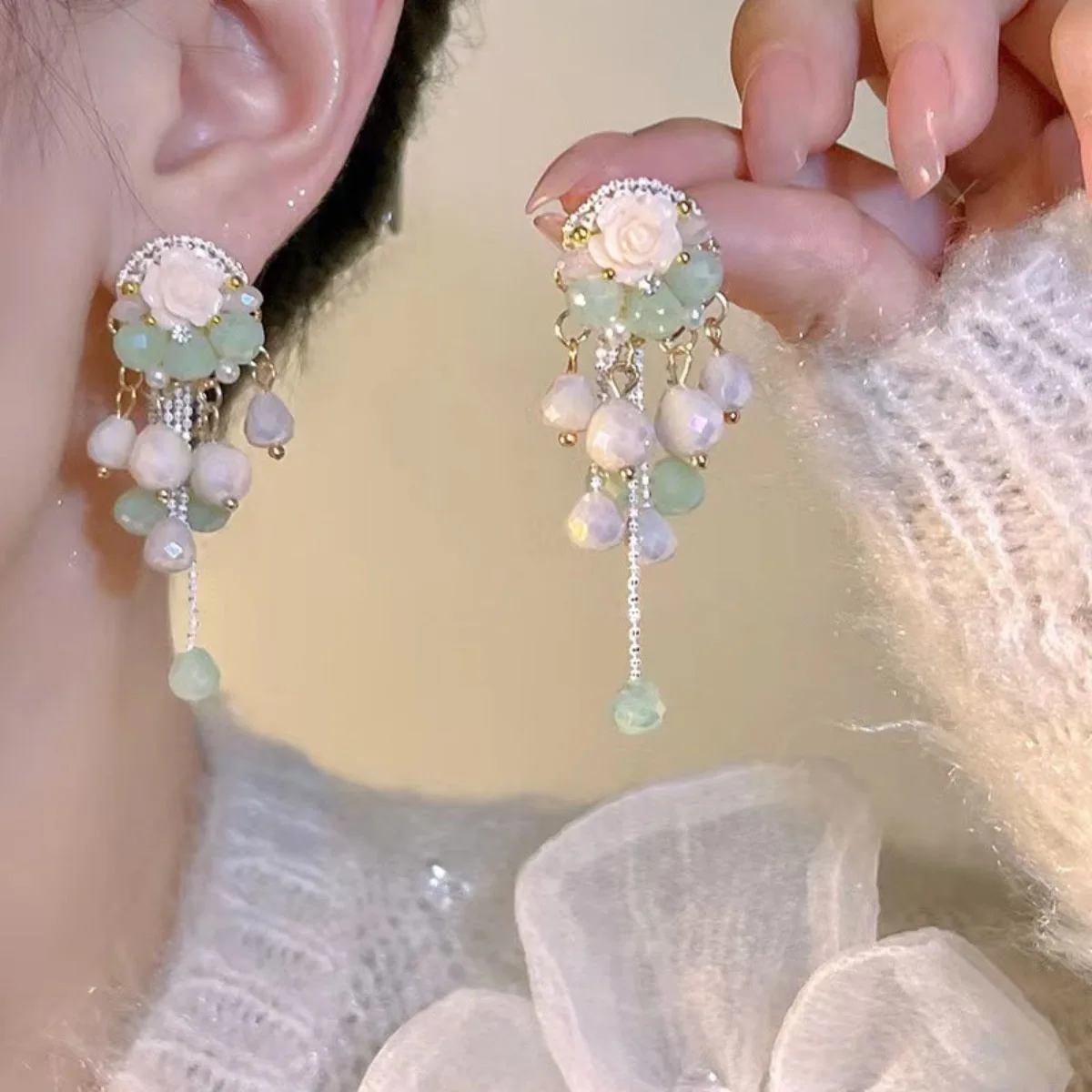 Brincos completos de zircão para mulheres, joias brilhantes, borla borboleta, forma de flor, acessórios sensuais, moda coreana, luxo, novidade