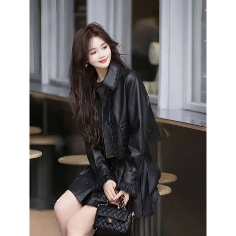 

Женское осеннее новое кружевное короткое пальто с высокой талией, тонкая плиссированная юбка, комплект из двух предметов, корейский темпераментный костюм в светском стиле