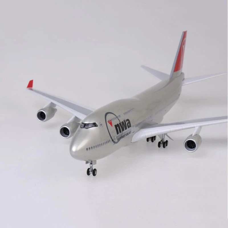 1:150 Scale 47cm 747 Model Airplane Northwest Boeing B747 Plane Models Diecast Airplanes with LED Light for Collection or Gift