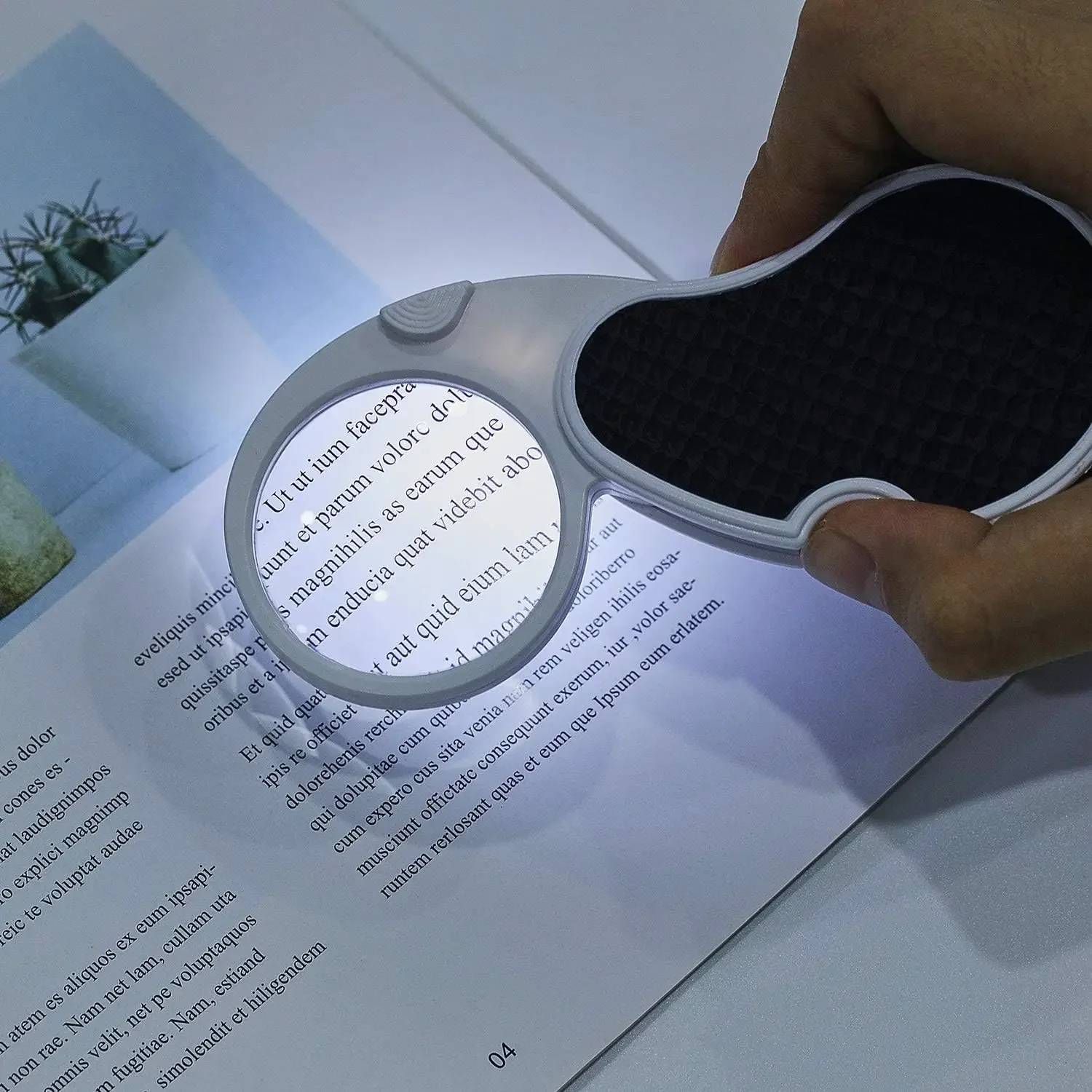 Miini Pocket 5X Magnifying Glass Handheld with Light LED Lluminated Folding Jewelry Magnifier Lighted Magnifier for Reading