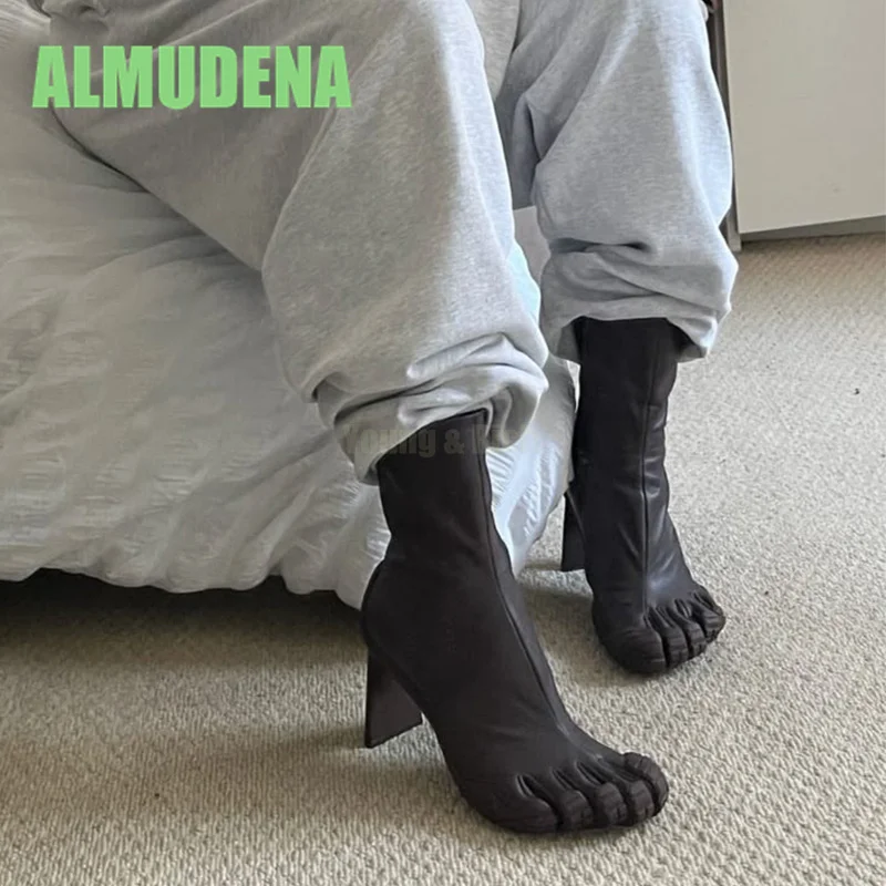 Sepatu Lima Jari, Sepatu Bot Wanita Sepatu Bot Pendek Desain Hak Tipis dan Tebal Lengan Elastis Hak Tinggi Warna Polos Modis
