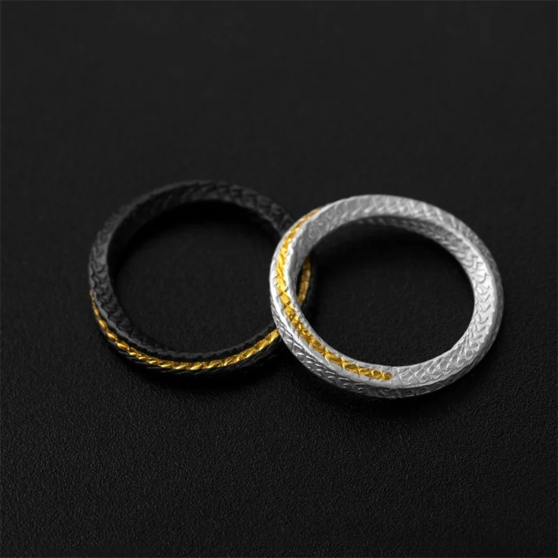 Anello per coppia per accessori per l'anniversario dell'amante Anello semplice alla moda con motivo serpente Anello da uomo in collisione color oro nero regolabile