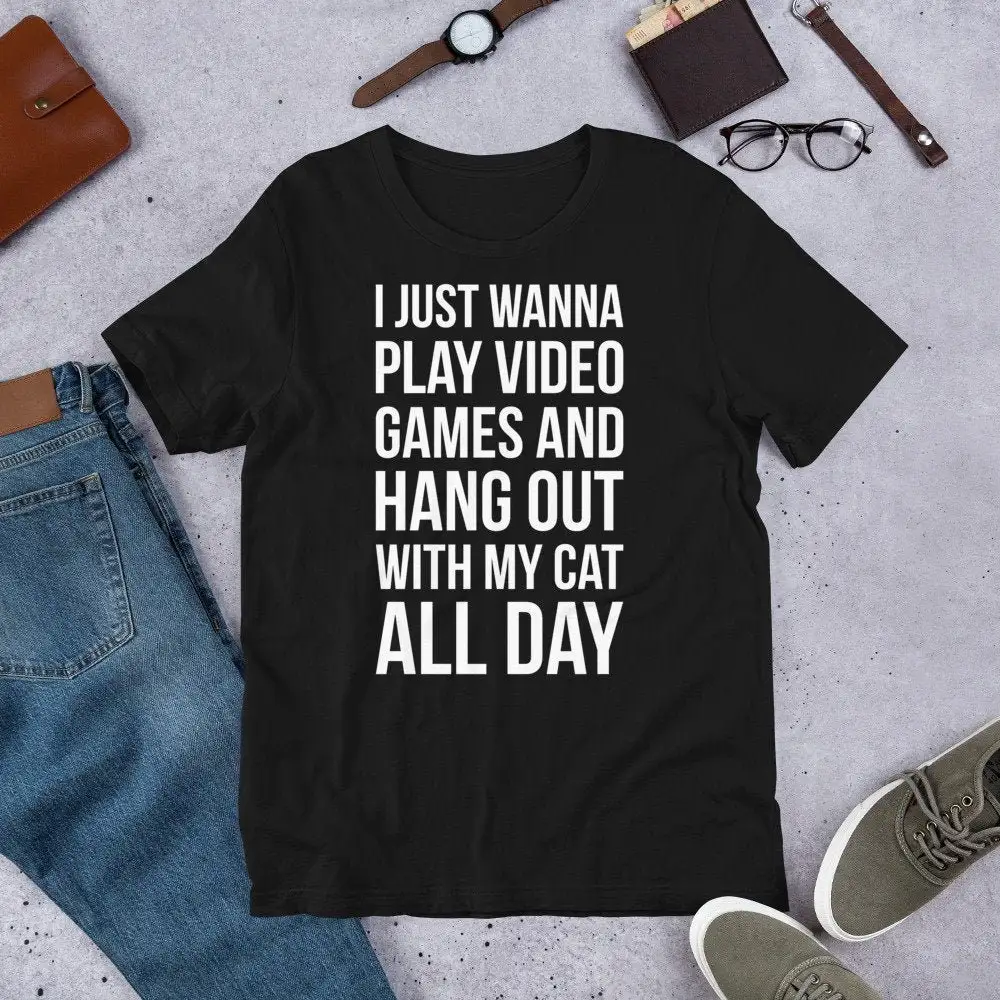 Play Video Games And Hang Out With My Cat Lover Gamer Gaming Funny T Shirt