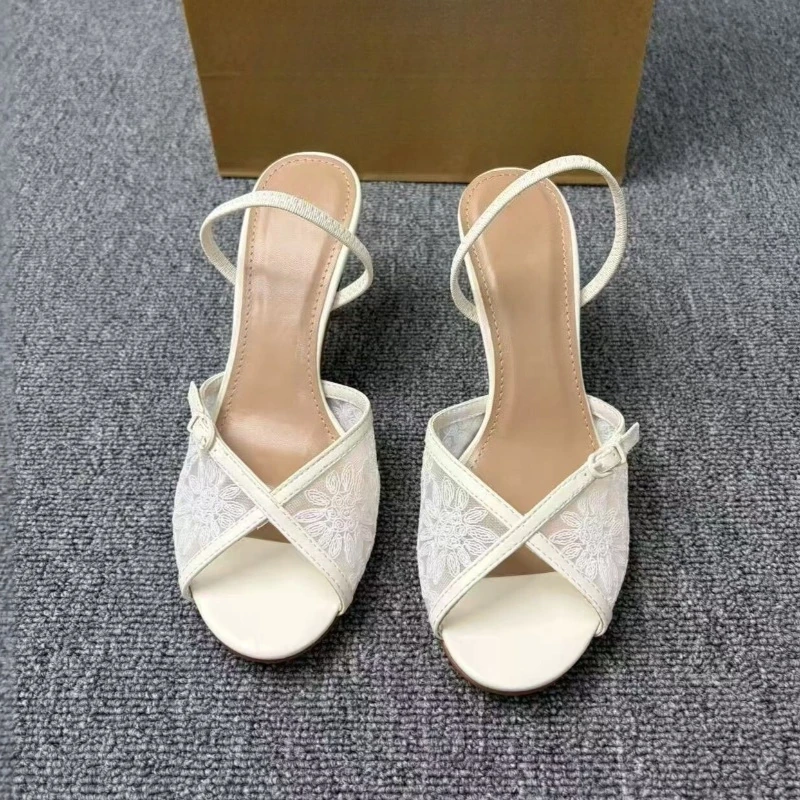 Sandálias Femininas de Moda co - Embroidery Cotton avaliação e preço
