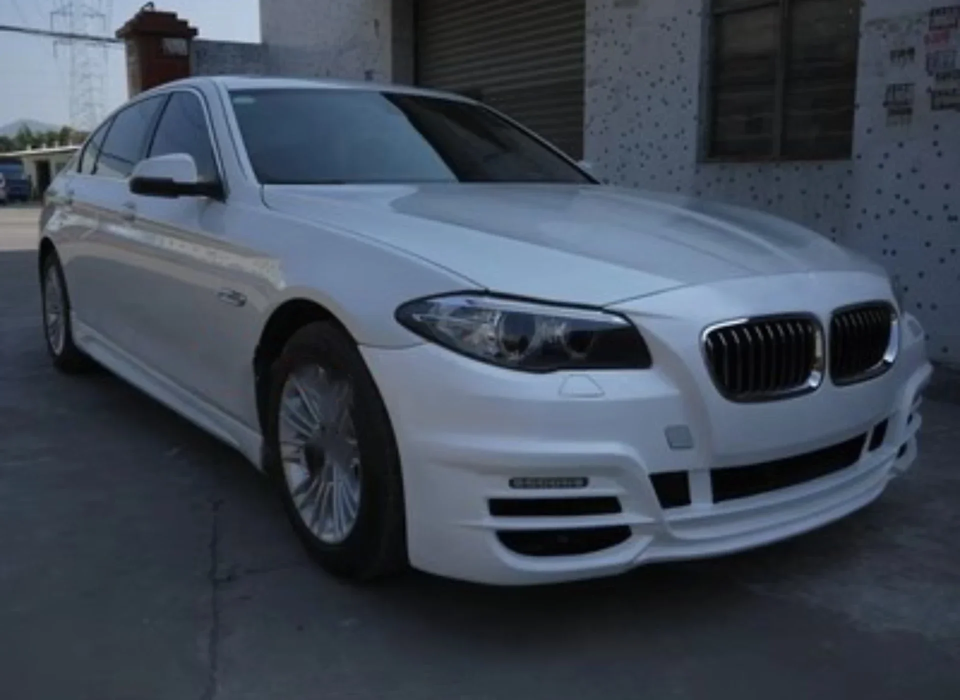 Front Rear Bumper Side Skirt for BMW 5 Series F10 F18 520 523 530 2011-2017 Convert Body Kit Car Accessories view 4