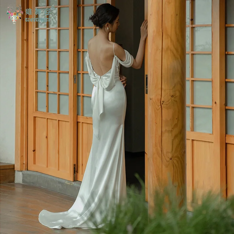 Estilo coreano moda de gama alta satén tirantes hombro Baring moda Sexy espalda descubierta novia boda sirena vestido de compromiso