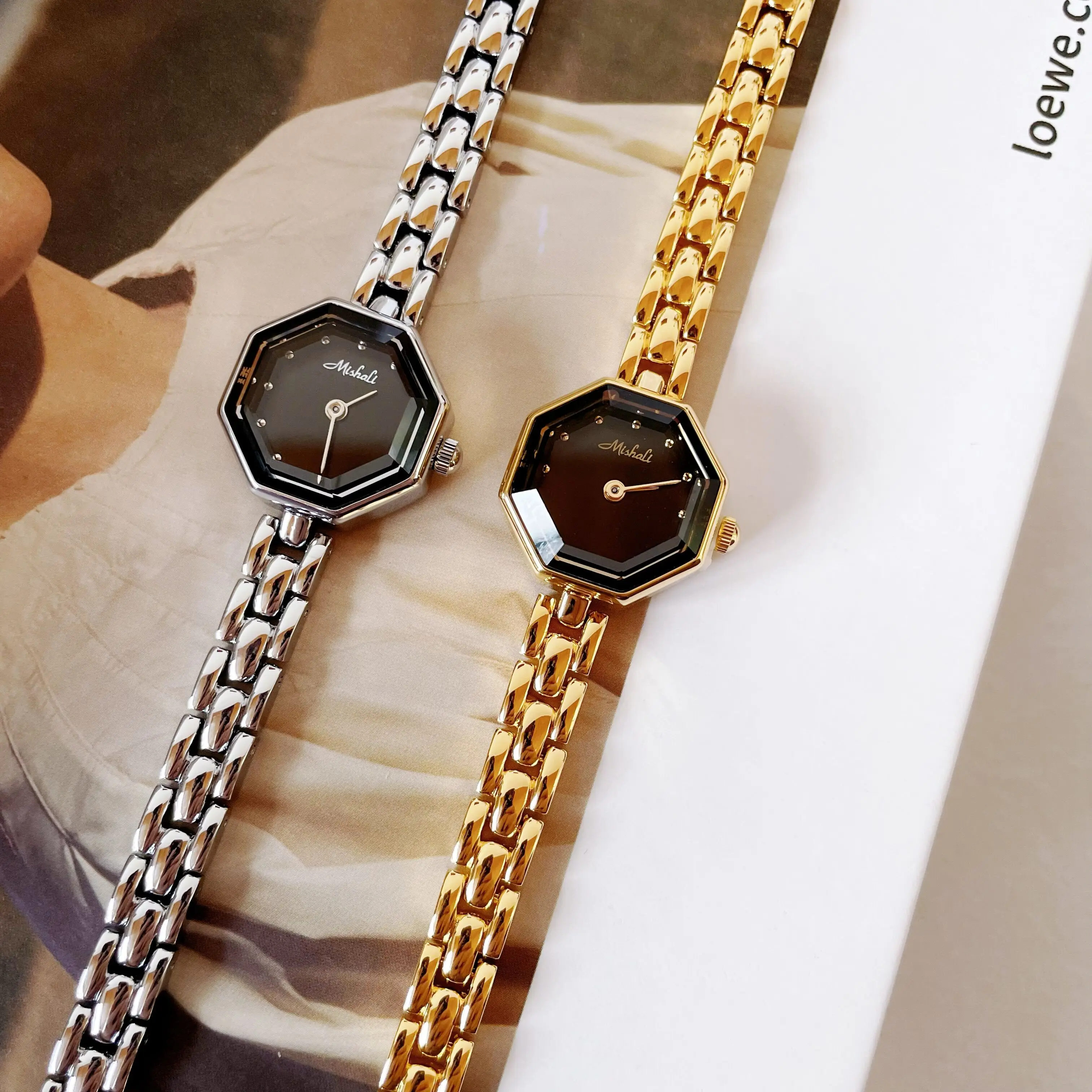 ساعة يد نسائية جديدة، تصميم قديم، قرص صغير متطور، نمط سوار، سلسلة أنيقة، ساعة نسائية، هدية عيد ميلاد. #3