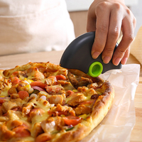 Stainless Steel Pizza Cutters with Lid Roulette Roller Pizza Knives Non-slip Handle Food Grade Material for Kitchen Baking Tools