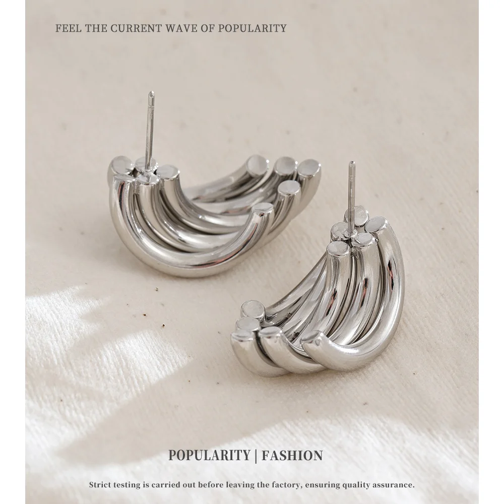 NiNice الفولاذ المقاوم للصدأ أقراط الموز على شكل أزياء شخصية تصميم المتخصصة اختيار المجوهرات بالجملة