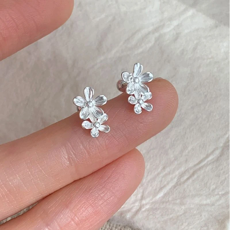 1Pair Simple Versatile Flower Stud Earrings For Women Girls Delicate Fashion Earrings Wedding Party Jewelry Accessories Gifts