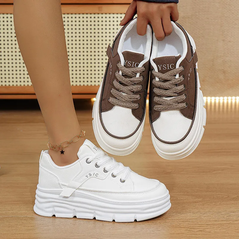 Scarpe da Skate con Suola Spessa Nuovo Stile Quattro Stagioni 2026 per Donna, Scarpe Sportive Alla Moda e Versatili, Scarpe Casual Allacciate con Punta Rotonda e Rialzo