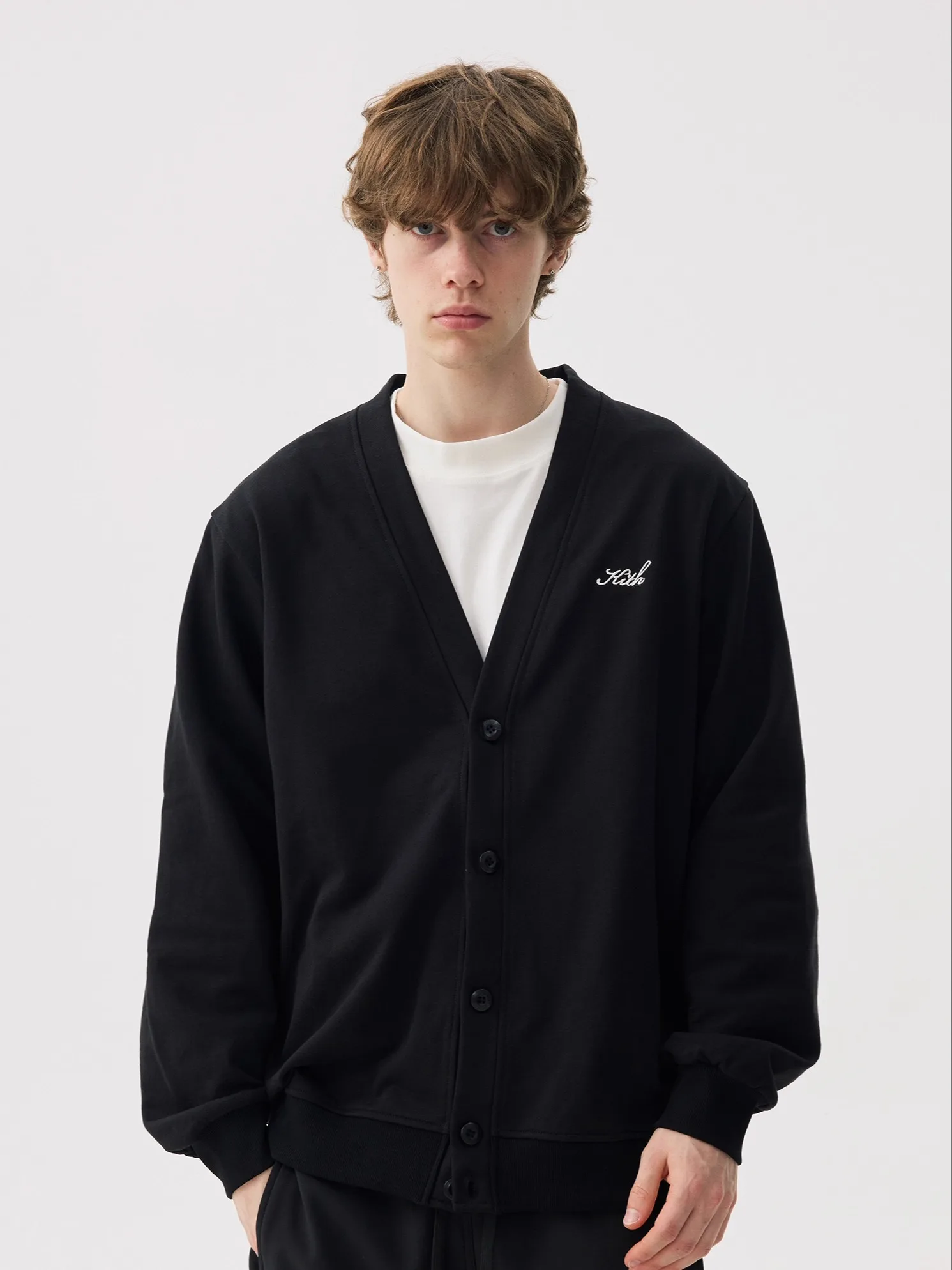 

KITH Button-Up V-Neck Knitted Sweater Casual Loose Base Layer Embroidered Top for Couples Cotton Long Sleeve Knitwear