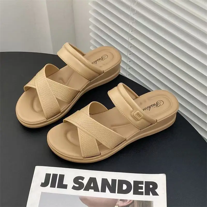 المرأة المفتوحة تو الجوف خارج أسافين النعال الصيف سميكة وحيد عدم الانزلاق خفيفة الوزن المنزل النعال في الهواء الطلق نعال شاطئ الصنادل