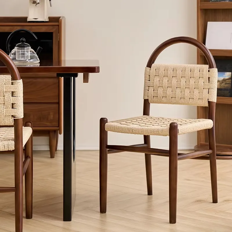2025 نموذج جديد فرنسي عتيق كرسي طعام من الخشب الصلب حبل منسوج مسند ظهر على الطراز الأمريكي القديم أثاث منزلي للمنزل