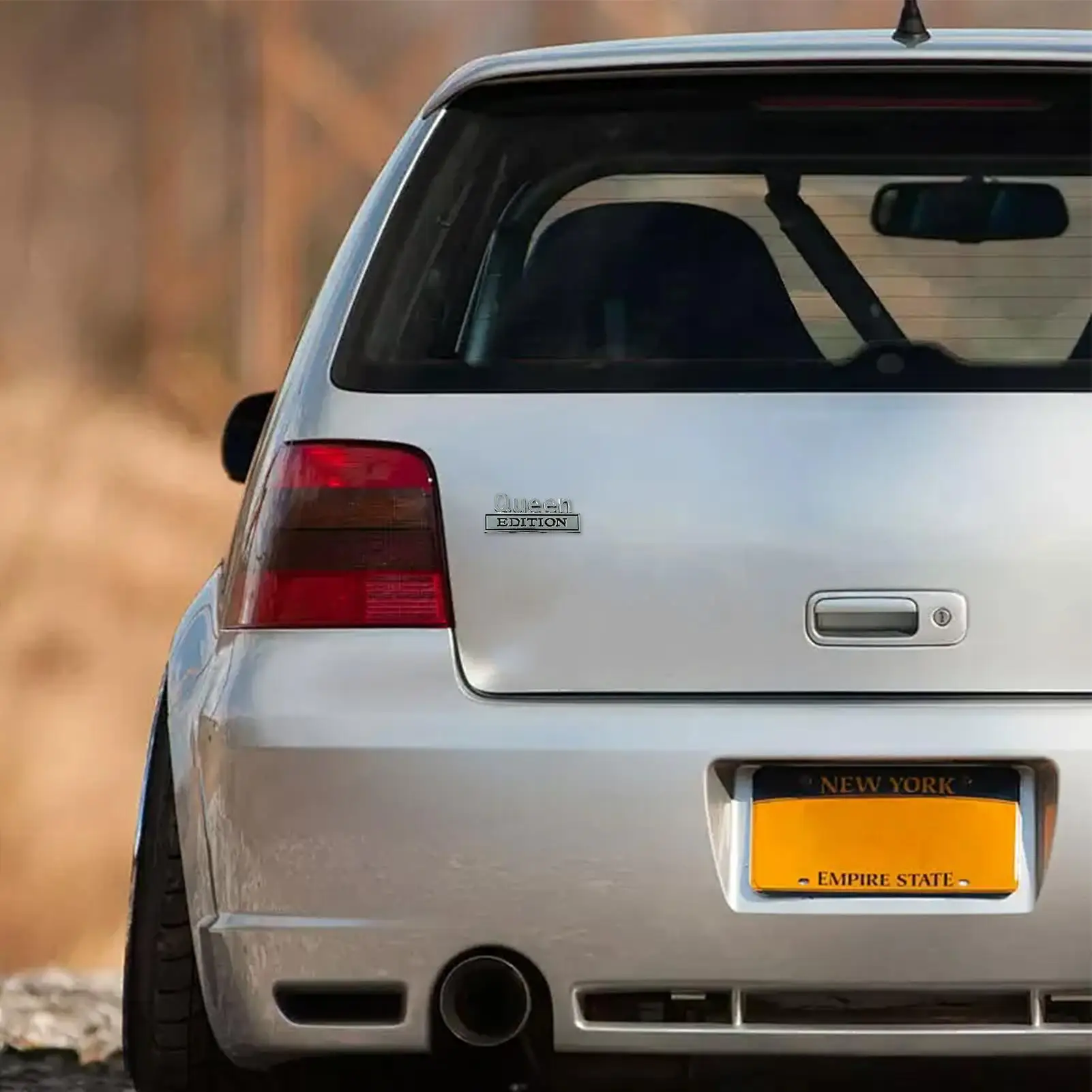 Queen Decals For Cars 2 Pieces 3D Metal Waterproof Decals Queen Edition Design Car Metal Sticker For Trucks SUVs Motorcycle