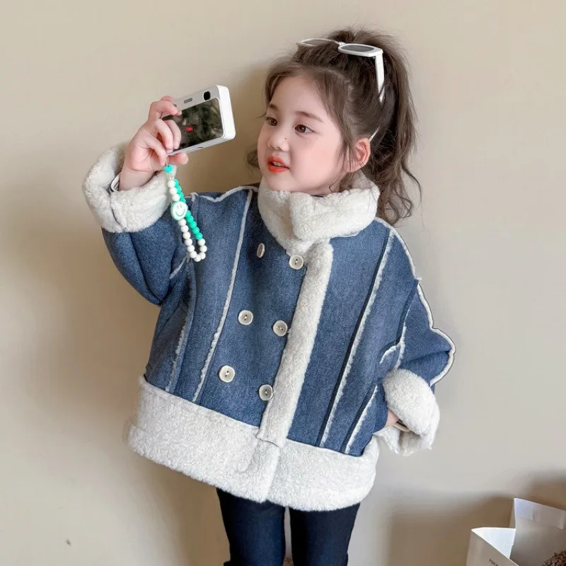 معطف الفتيات الفراء 2025 نمط جديد مع إضافة المخملية وسميكة للأطفال النسخة الكورية شتاء دافئ البنطال القصير #2