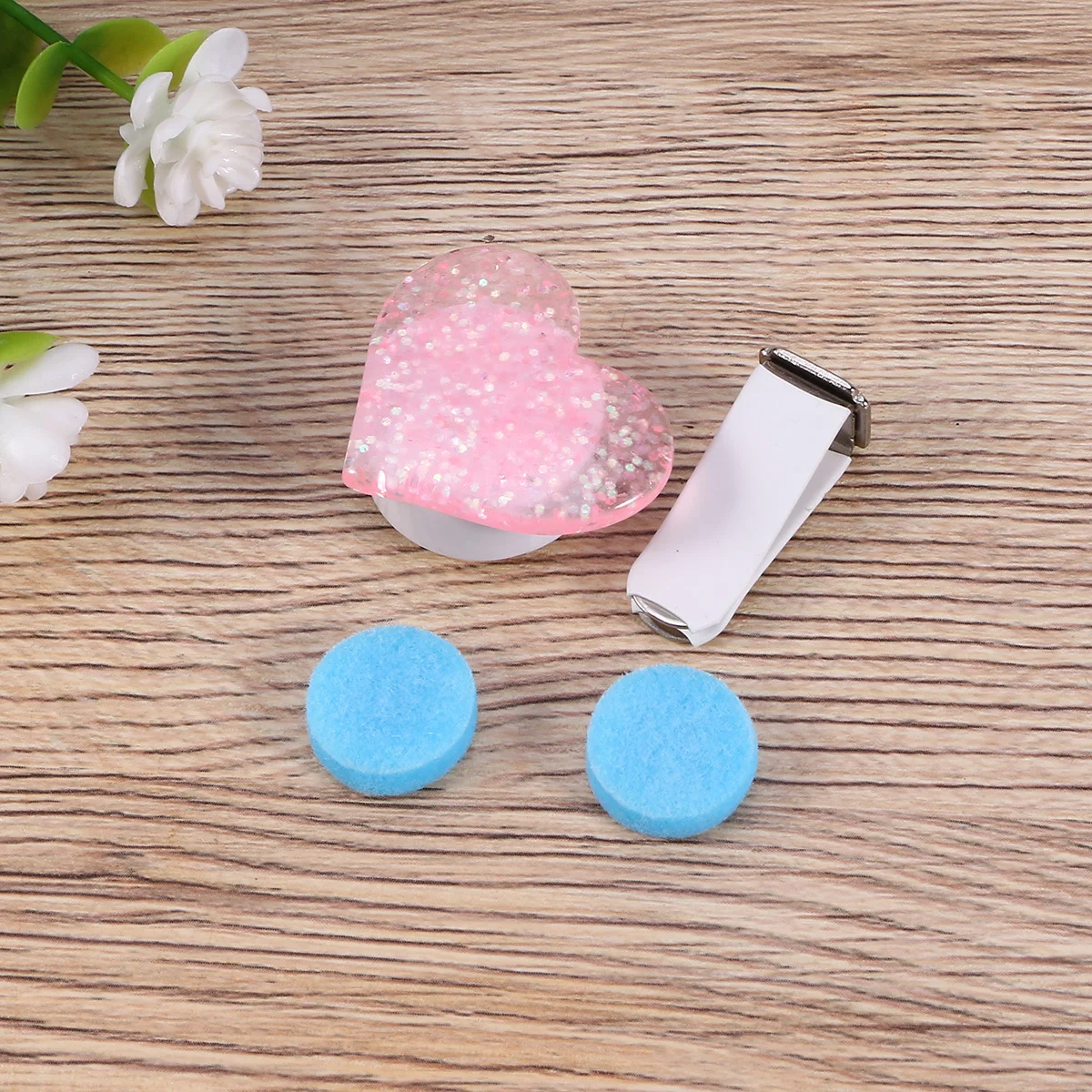 

Universal Fit Car Air Freshener Dark Pink Shining Clip Aromatherapy Diffuser Stylish Gift Air Fresher