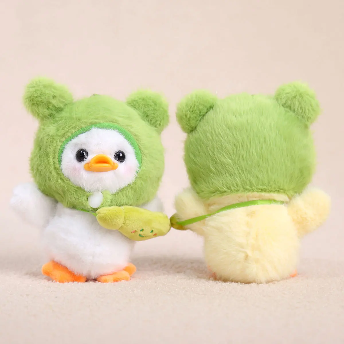 Uroczy breloczek z pluszową kaczuszką, symulacja wycieczki, kreskówkowy, kreatywny, miękki pluszowy zwierzak, dekoracja do plecaka, breloczek do kluczy.