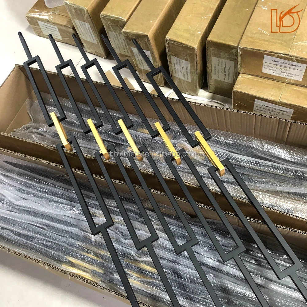 Panel Persegi Panjang Ganda Tipis untuk Interior yang Dapat Disesuaikan dengan Tangga Besi Tempa Rantai Emas dan Tiang Tangga Logam