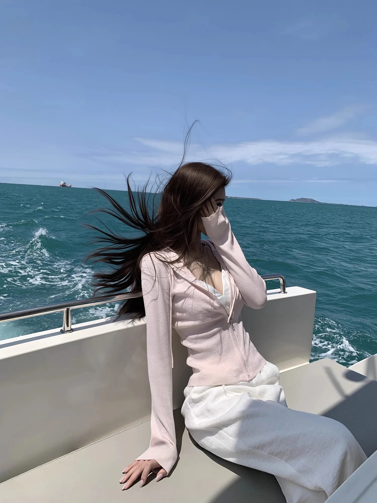 

Wuuus Breathable Light Weight Ice Linen Hooded Knitted Jaet Women's Slim Fit Summer Zipper Coat Polyester Fiber Long Sve