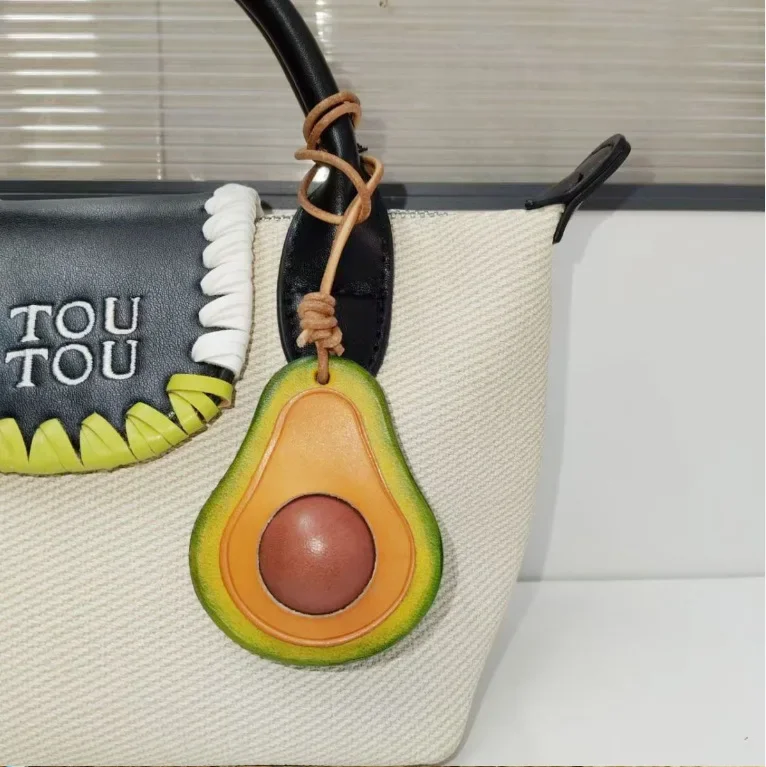 

Автомобильный кулон с авокадо, брелок с авокадо, креативная сумка, подвеска, школьная сумка, сумка из натуральной кожи, подвеска, аксессуары