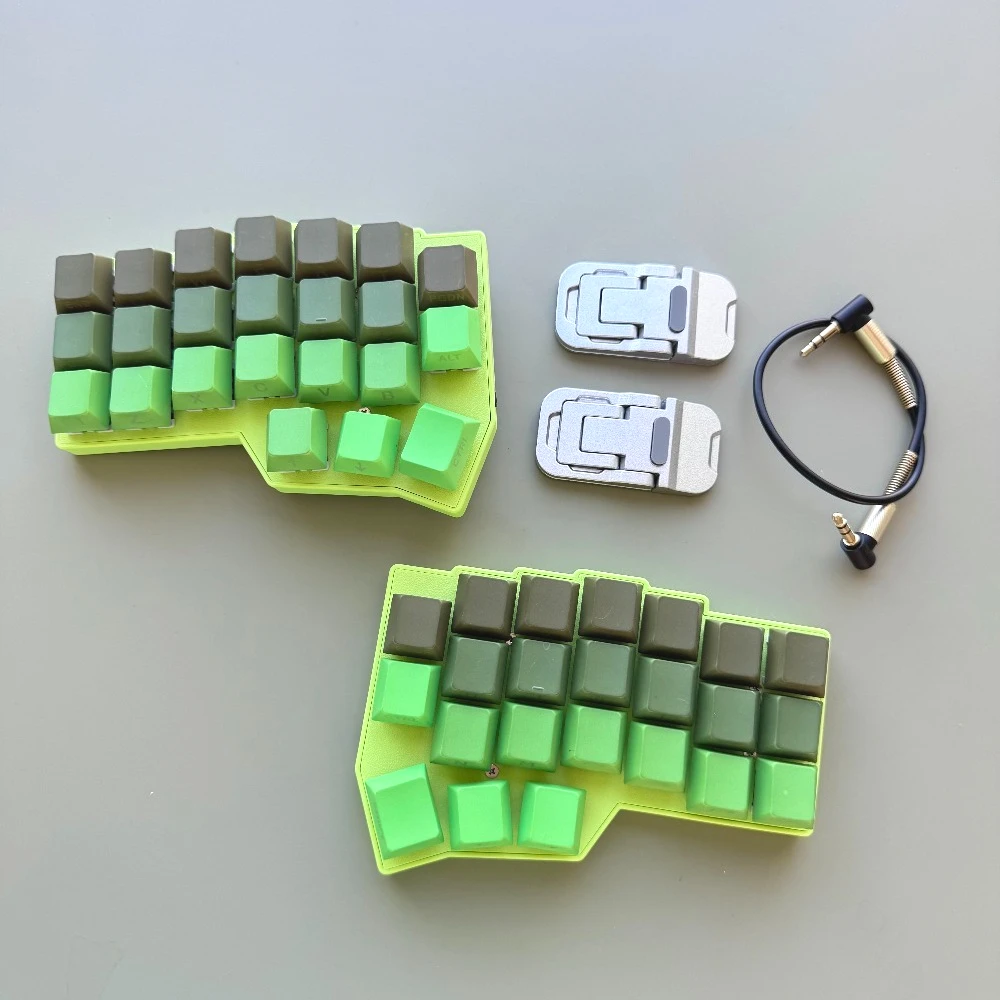 Tenting CorneV4.1 Spilt Keyboard Kit Green Pink Wired Hotswap Horn Keyboard Ergonomic Gaming Accessory Keyboard RGB VIAL Teclado view 5