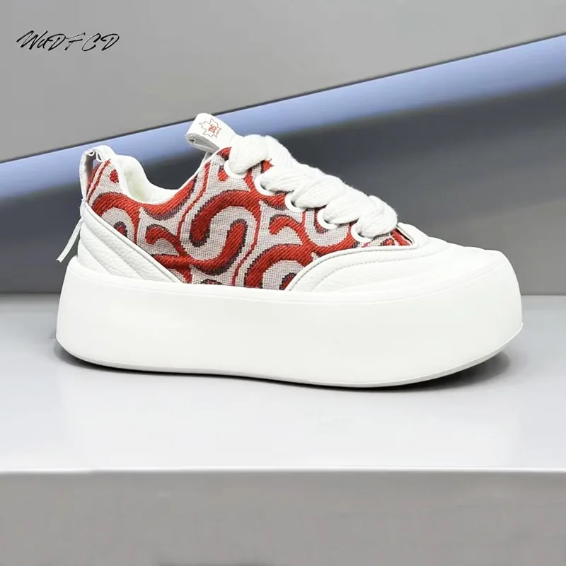 

Кроссовки Повседневные мужские дизайнерские оригинальные дизайнерские туфли для белых досок Модные туфли из микрофибры на плоской платформе с увеличенной высотой