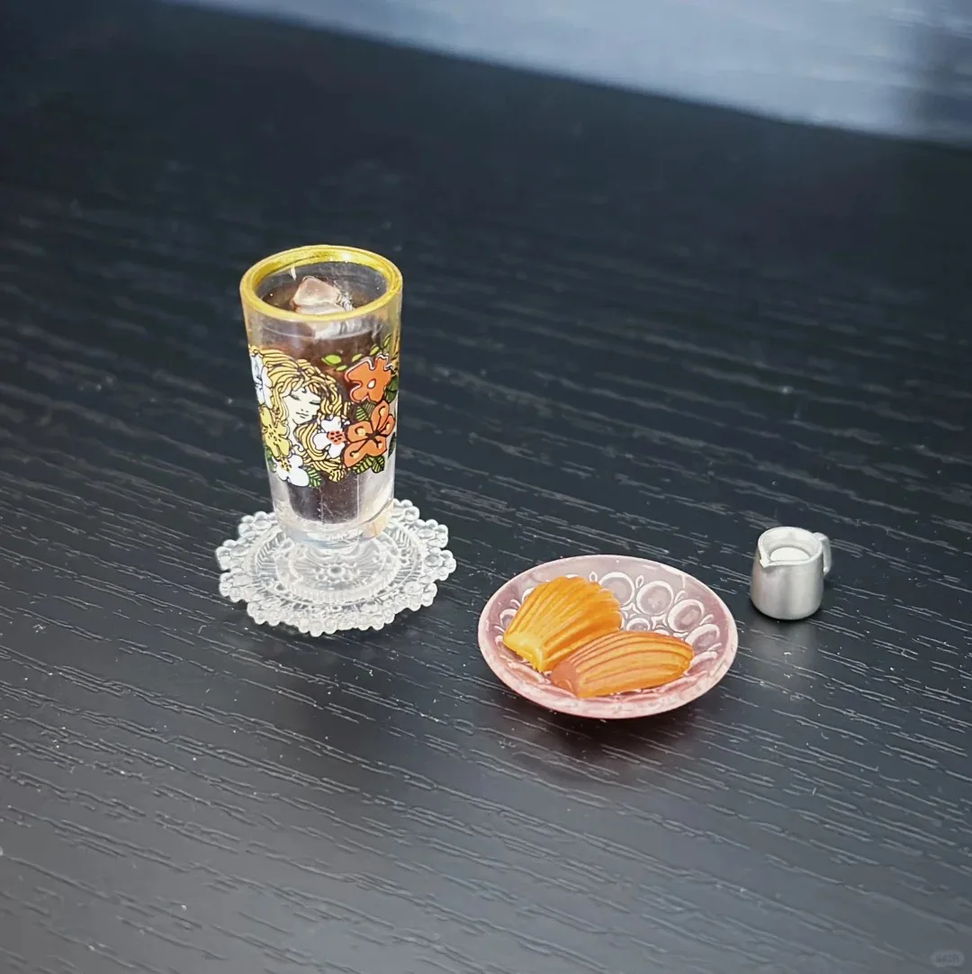 Original Kenelephant Gashapon el leopardo tigre cafetería Qversion Mini Anime figura de acción modelo juguetes colección de regalos