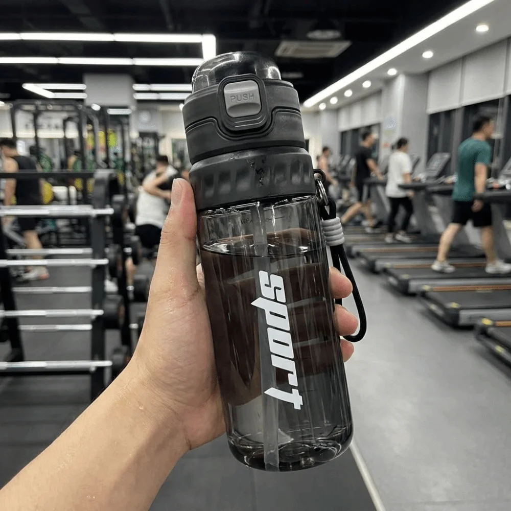 Leakproof Spray Water Bottle Portable 750ml Sports Water Cups Plastic Anti-Accidental Touch Dual Drinking Straw Cup Running