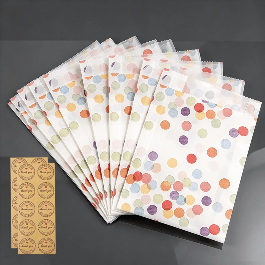 11/22/33/55pcs Polka Dot Paper Treat Bags with Round Sealing Stickers Decorative Candy Gift Bags for Birthday Party Favors XJM
