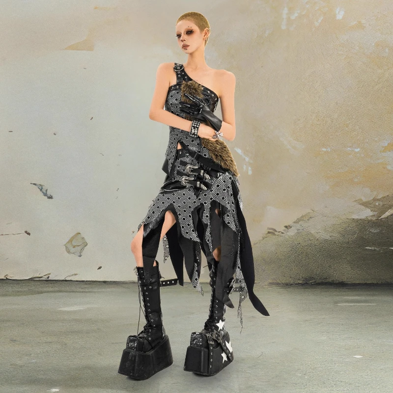 التصميم الأصلي الظلام القوطية روك الملابس النسائية 2025 الخريف جديد الحلو كول الساخن فتاة فريدة من نوعها غير النظامية منتصف طول التنانير السيدات