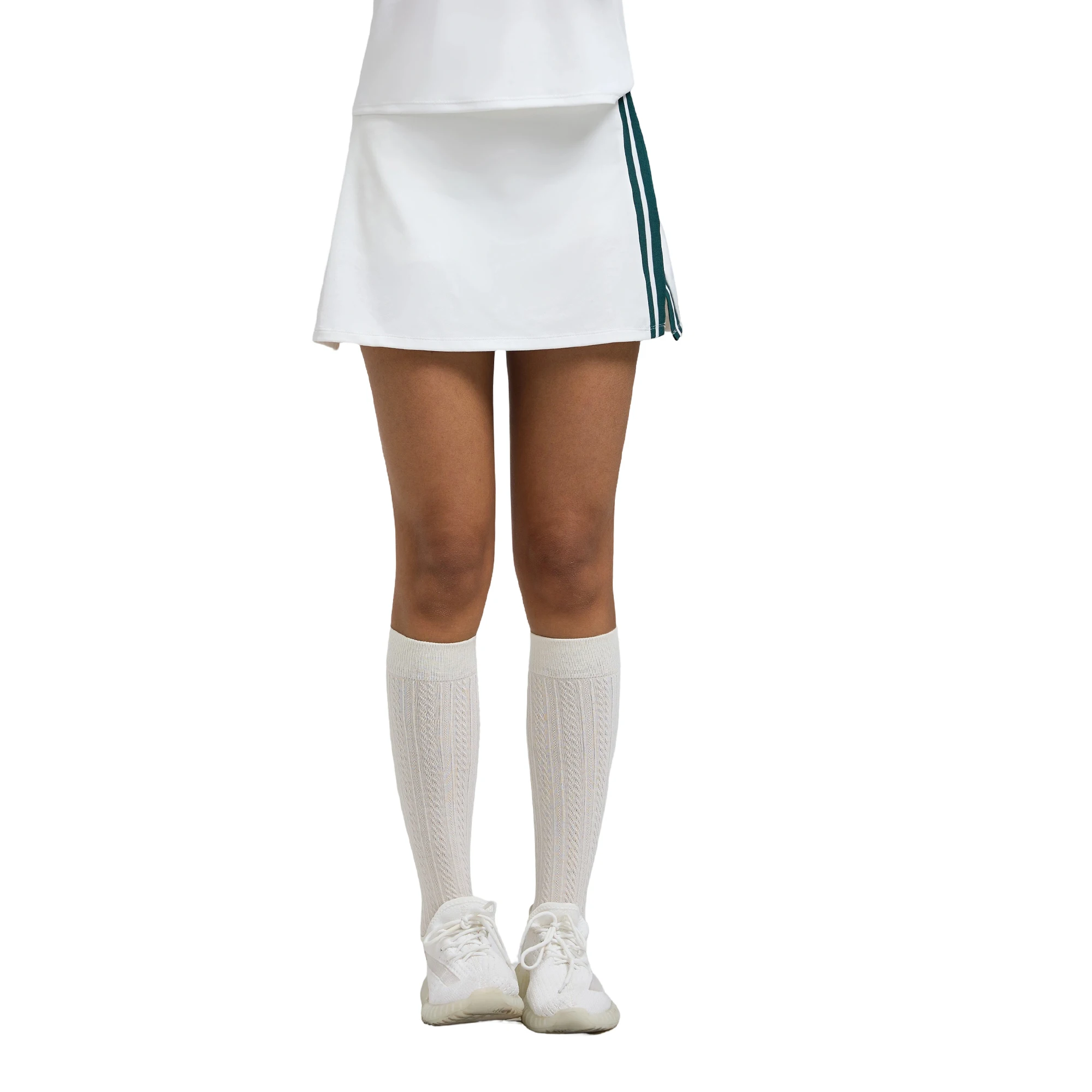 SaltumSports - FlexEase 2.0 Side Slit Skirt Designed with high-performance fabric Premium Fabric Built-in Shorts Invisible pocke