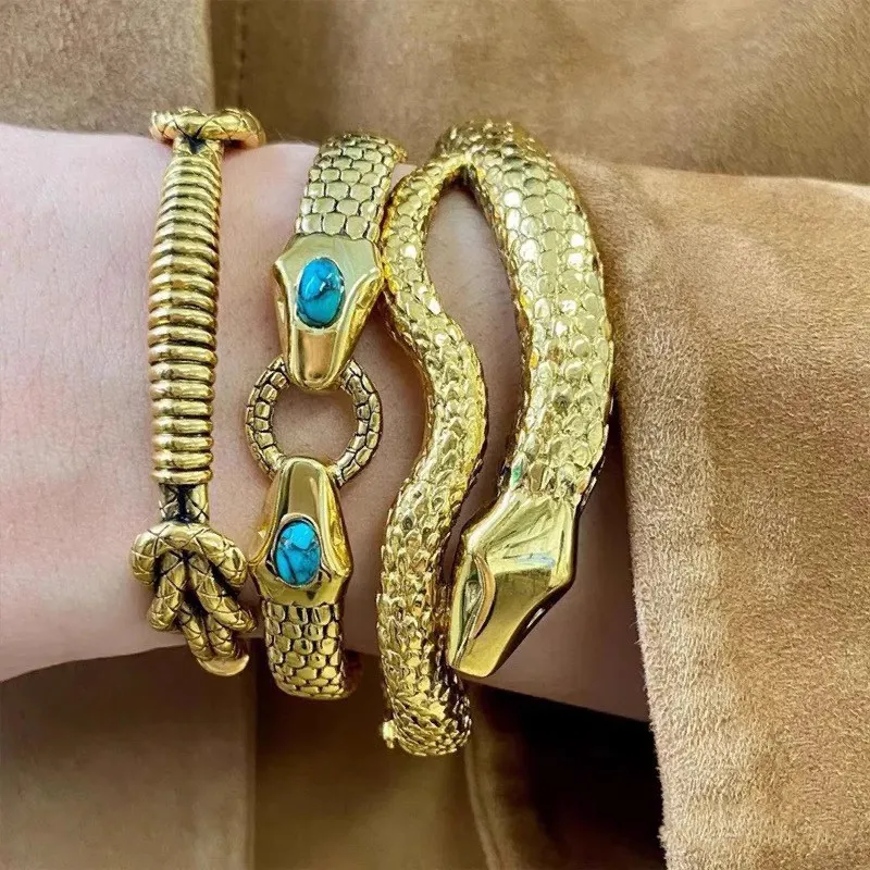 

Europe America Designer Style Brass Gold Plated Bracelet Women Fashion Jewelry Accessories