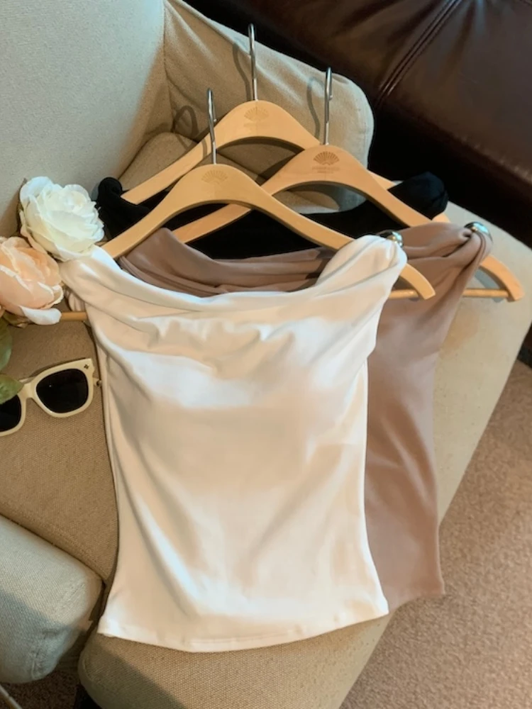 

Slim Fit Short Sleeveless T-Shirt Women's Style Metal Buckle One Shoulder Top Korean Version Commute Pure Color Summer New Ar...