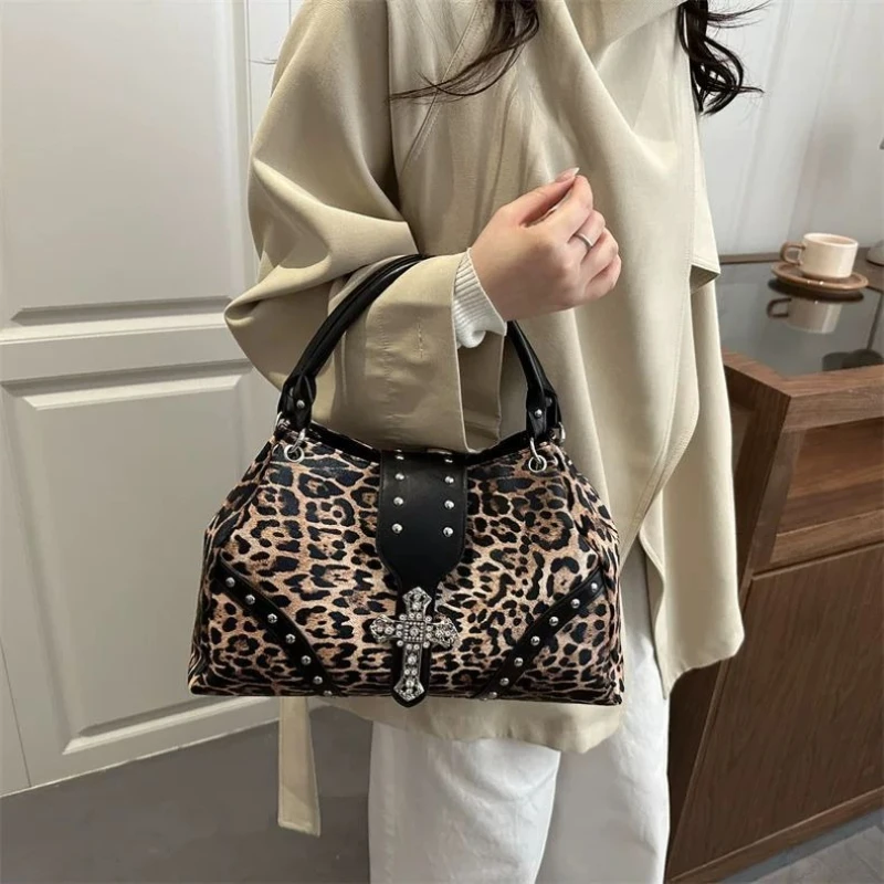 Leopard Print Handbag Women 2026 Spring New Package Sweet and Cool Spice Girl Large-capacity Tote Bag Foreign One Shoulder Pack