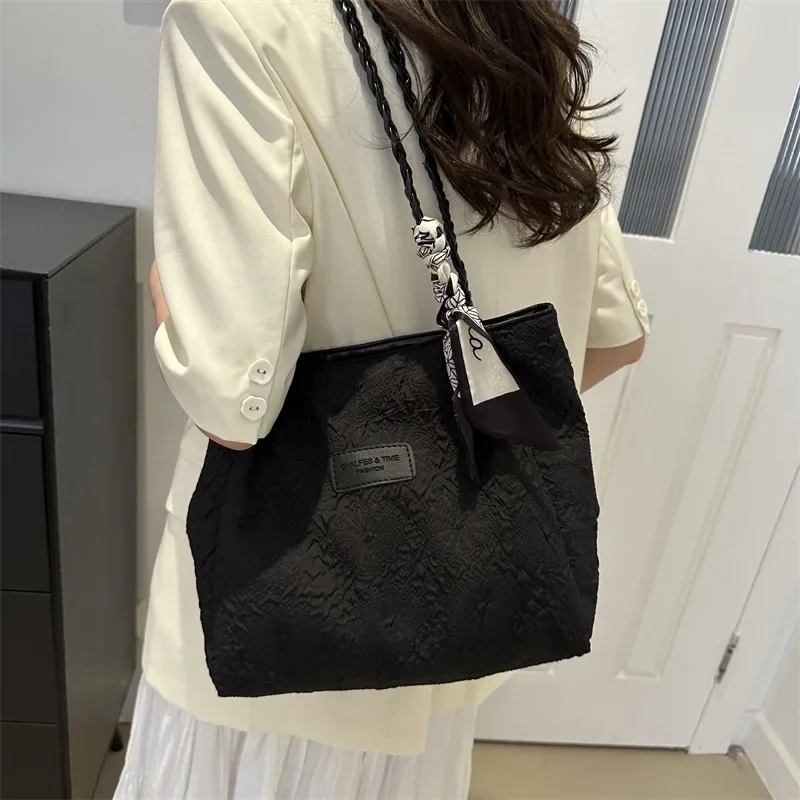 Women Fashionable Tote Bags Casual Versatile Commuting Shoulder Bag Large Capacity Student Class Nylon Handbag