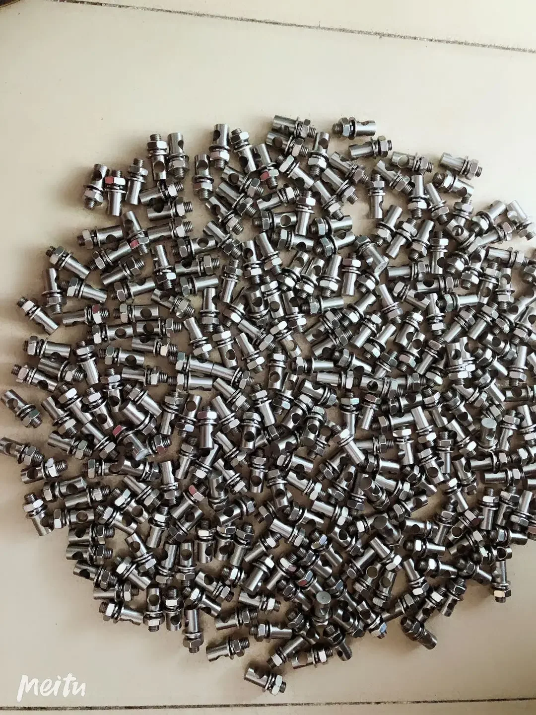 Soup feeder probe screw accessories porcelain block Zongxuan ceramic block fixed bolt die casting machine accessories die castin