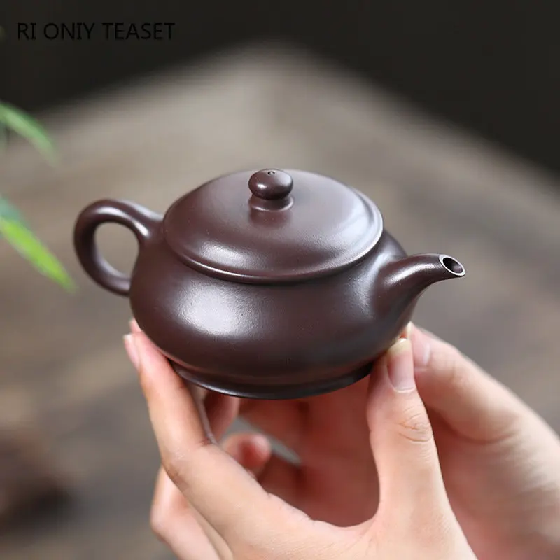 Imagem -03 - Chinês Yixing Autêntico Bules de Argila Roxa Famoso Handmade Grande Calibre Tea Pot Chaleira Beleza Cru Ore Zisha Tea Grupo 130ml