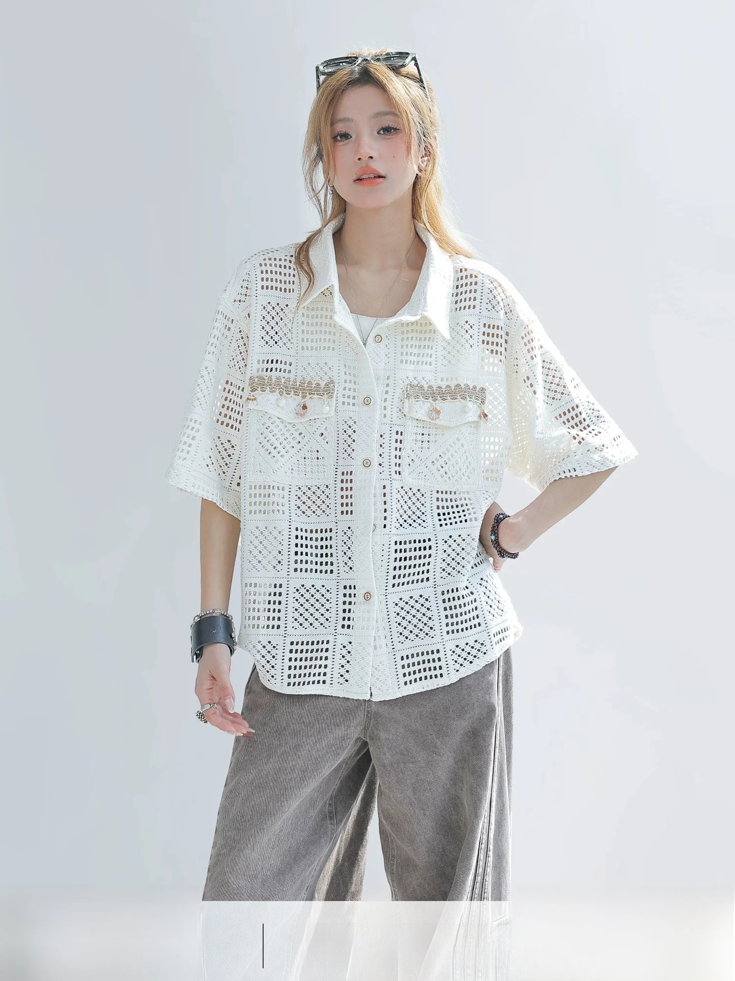 

Loose Knitted Pearl Decorated Short Sleeve Women's Shirt Casual Style Breathable Cotton Polyester Blend Open Cardigan