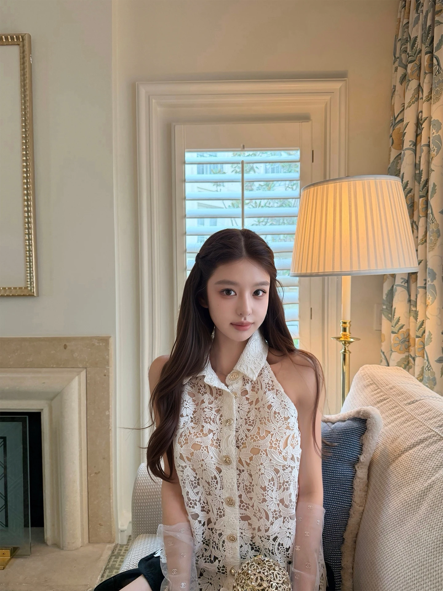 

Good Morning Fan Fan Elegant Rich Lace Sleeveless Shirt Women's Soluble Water Lace Shirt Hollow out Design Breathable Skin Fr...