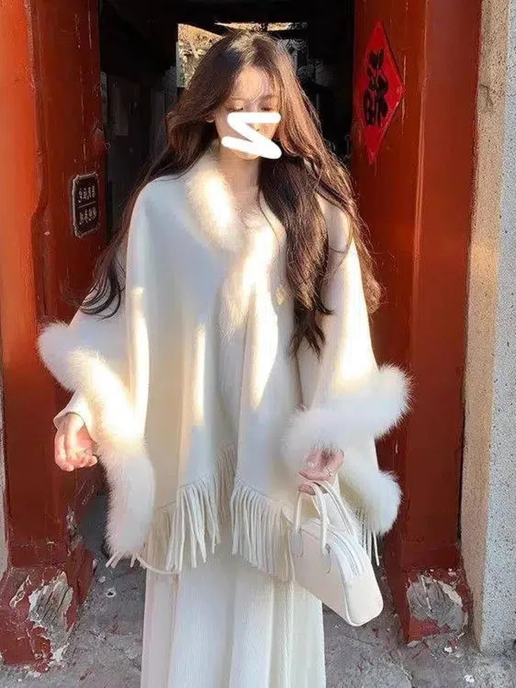 Elegant Chinese Style Women's Coat with Fur Collar And Tassel Spring New Fashion Plush Outerwear Medium Length Batwing Sleeve
