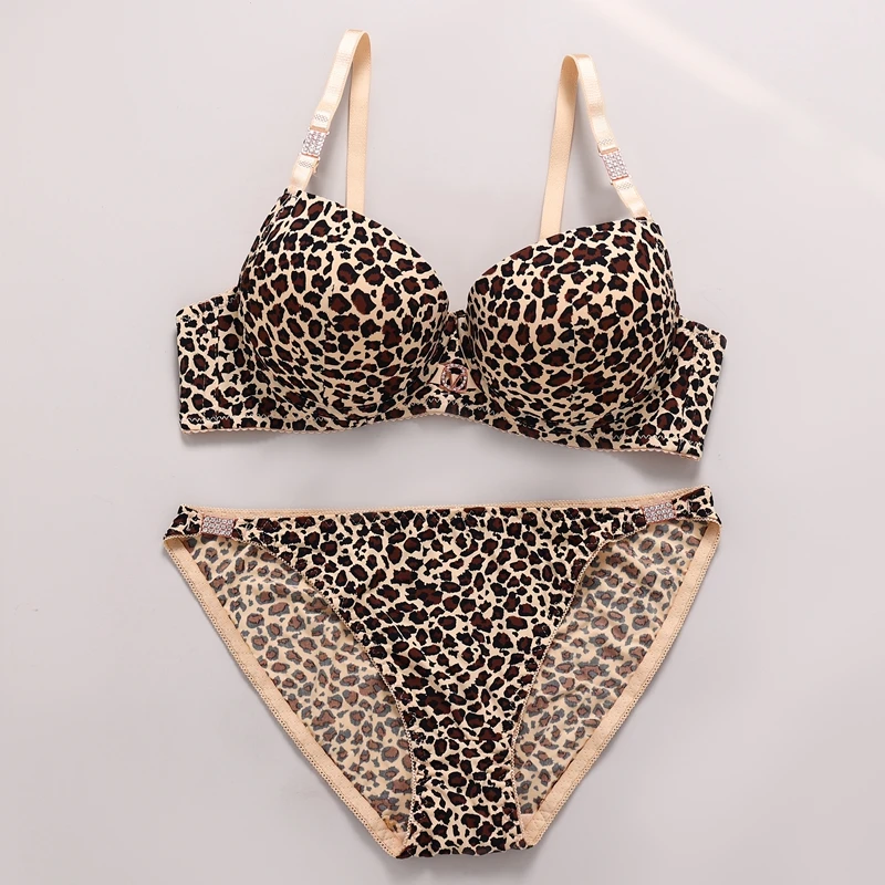 2024 New Sexy Rhinestone Underwear For Women Push Up Bra Sets Seamless Khaki Beige Black Female Lingerie