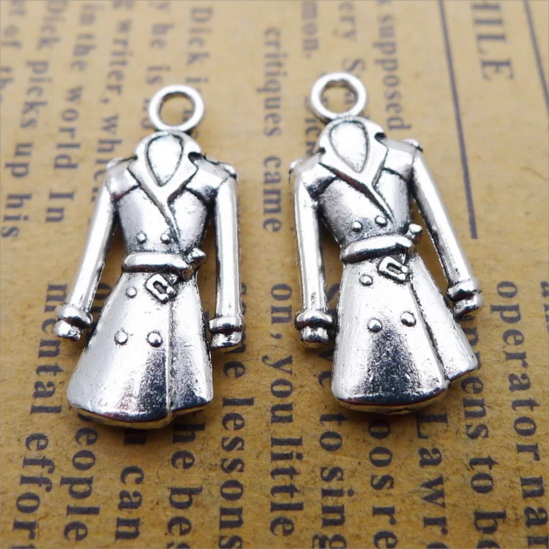 10Pcs/Lot Charms Overcoat Coat Trenchcoat 20x11mm Tibetan Bronze Silver Color Pendants Antique Jewelry Making DIY Handmade Craft