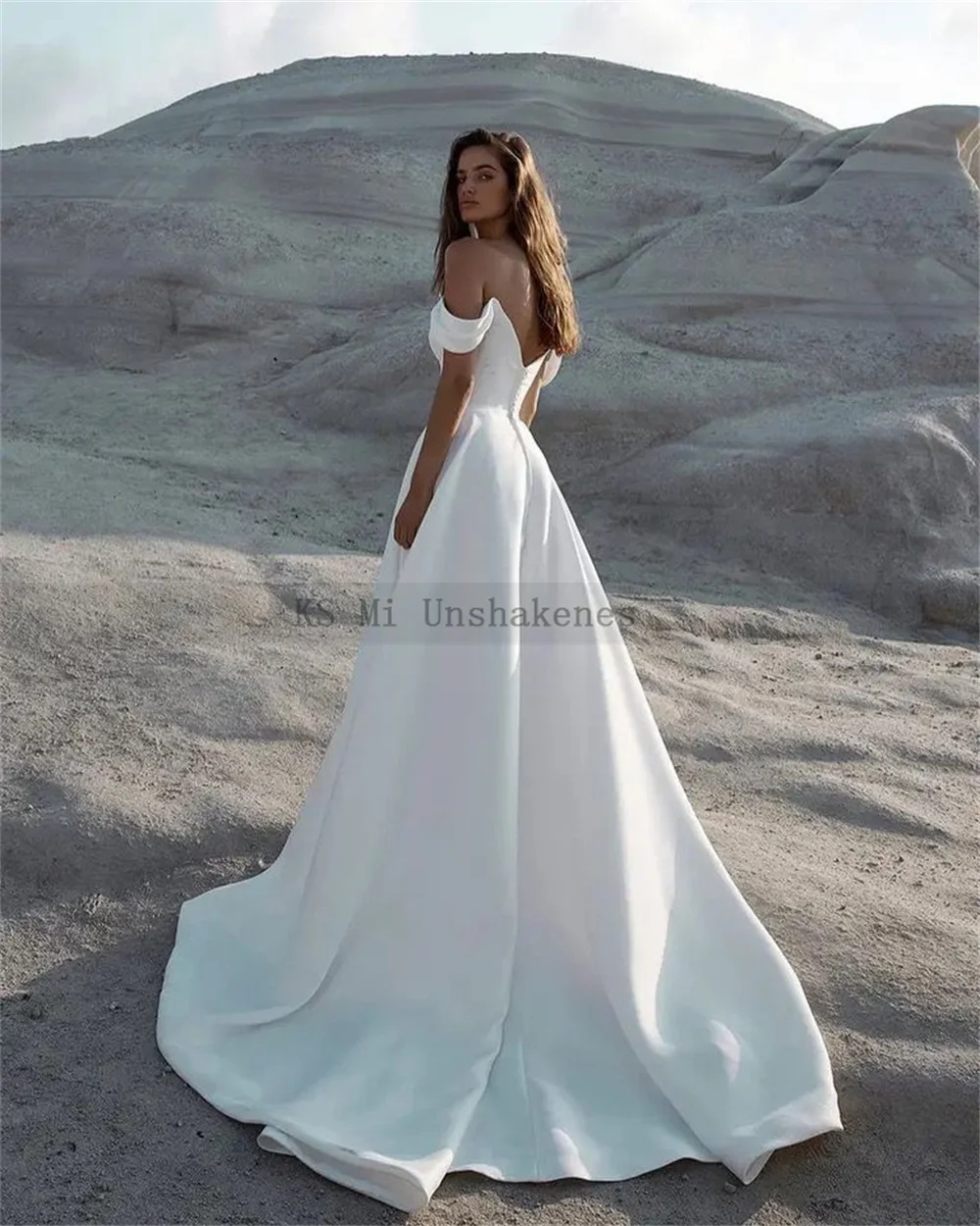 Simple Civil Wedding Dresses Off the Shoulder Sleeveless Side Split Summer Beach Bride Dress Satin Minimalist Wedding Gowns 2024